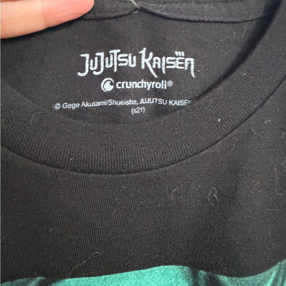 Jujutsu Kaisen Black Anime Graphic T-Shirt - Picture 6 of 10
